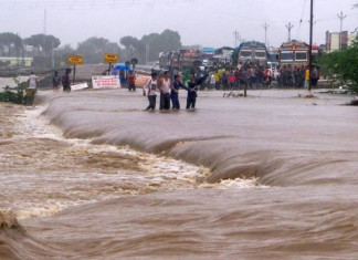 गुजरात में अगले 3 दिनों तक इन इलाकों में भारी बारिश का अनुमान
